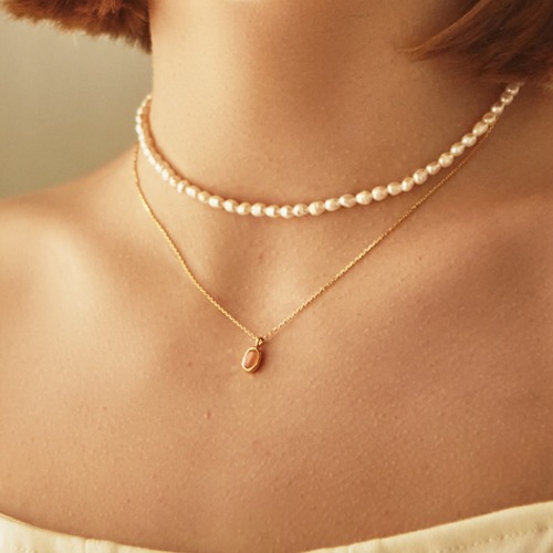 16k gold plated peach moonstone-necklace